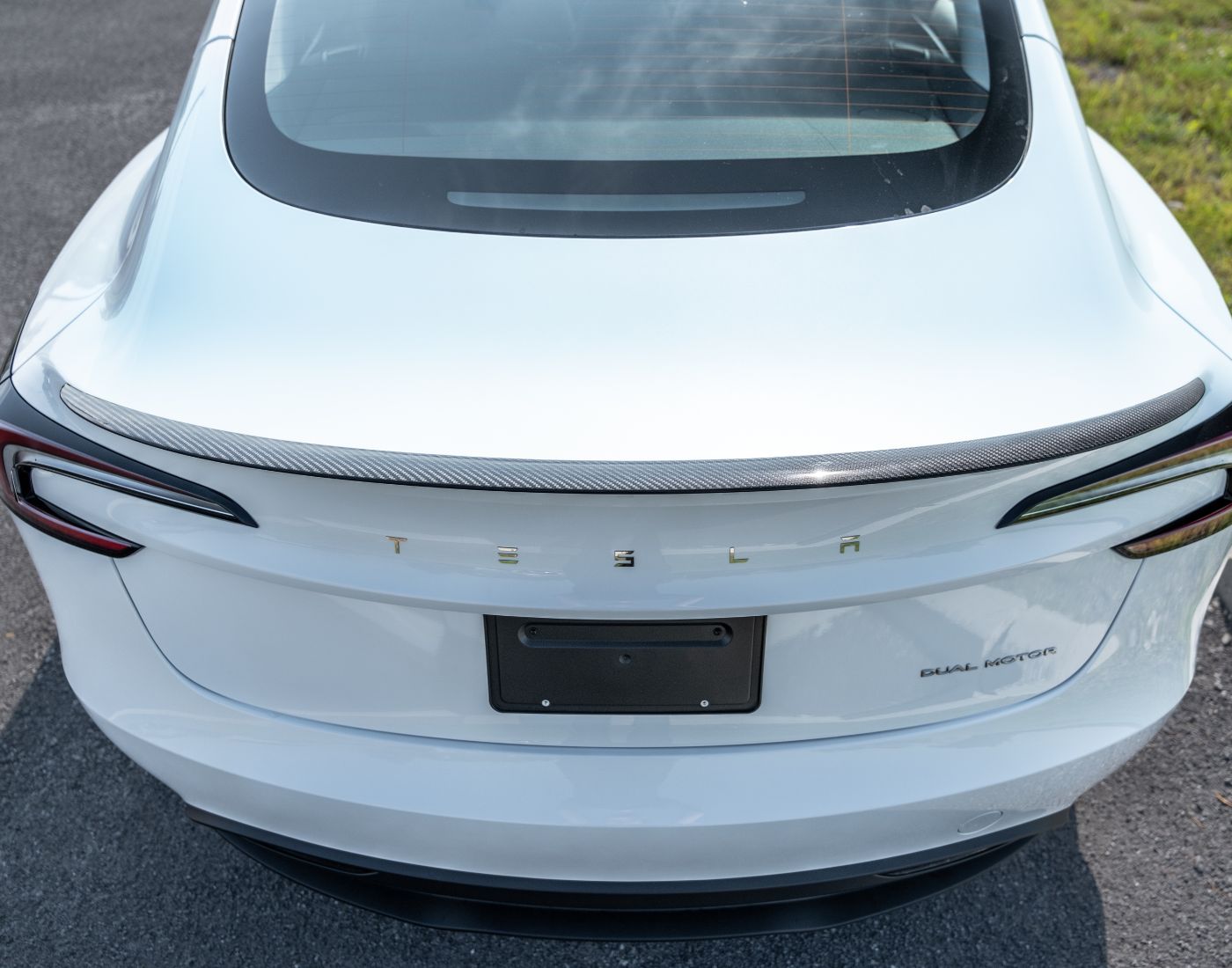 Model 3 Highland 2024+ | Aileron de performance en fibre de carbone