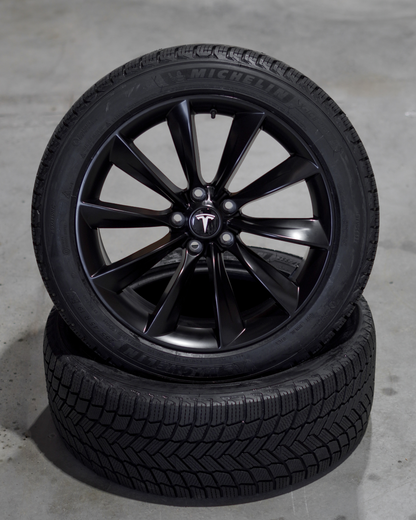 Model Y | Set of winter tires – 19" Nokian Hakkapeliitta R5 EV