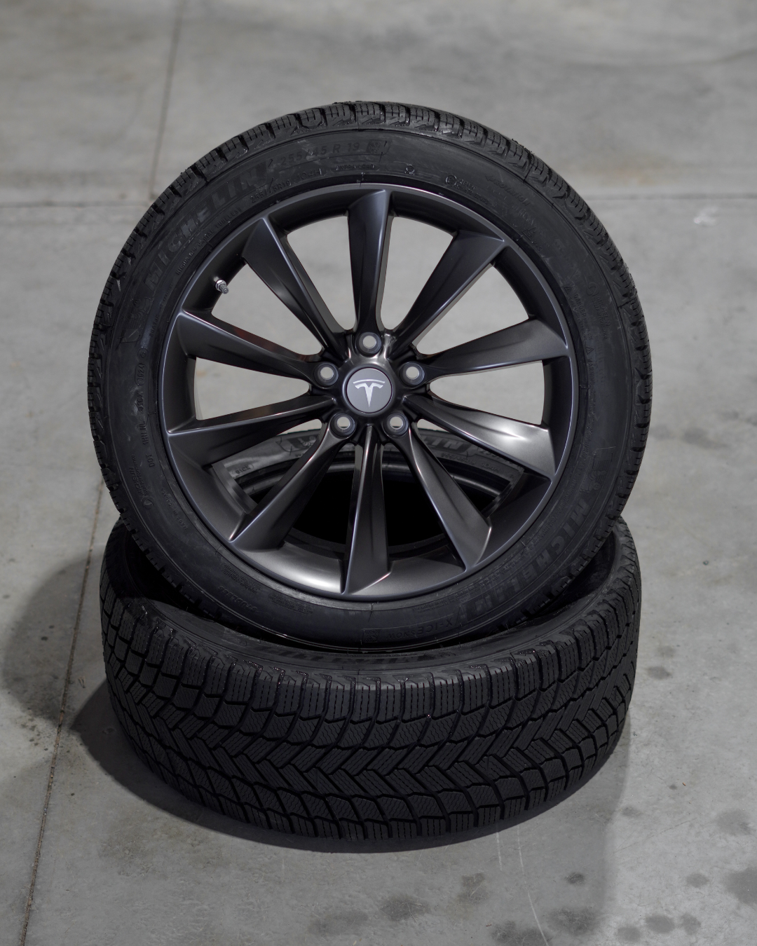 Model Y | Winter Tire Set – 19″ Michelin X-ice