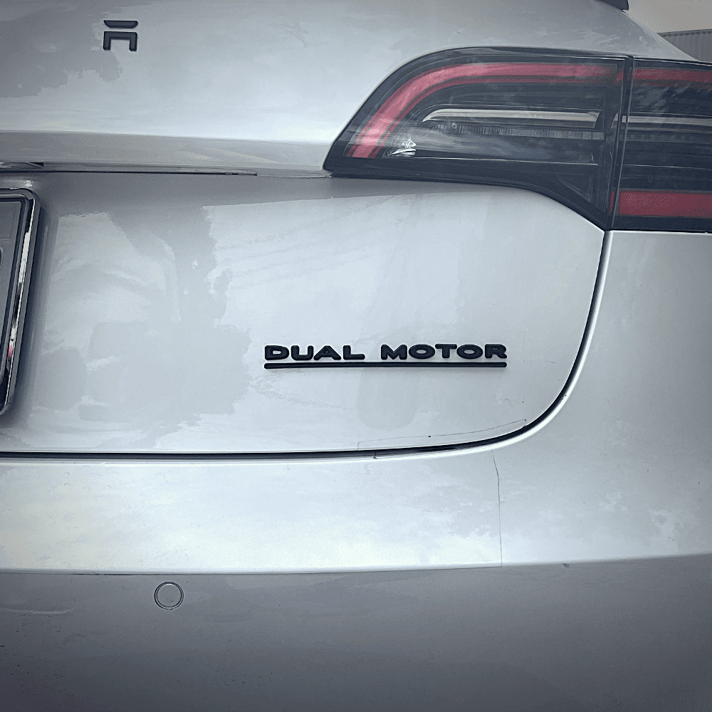 TESLA DUAL MOTOR Badges | Tesla Model 3 & Y - Carbone Prestige Shop