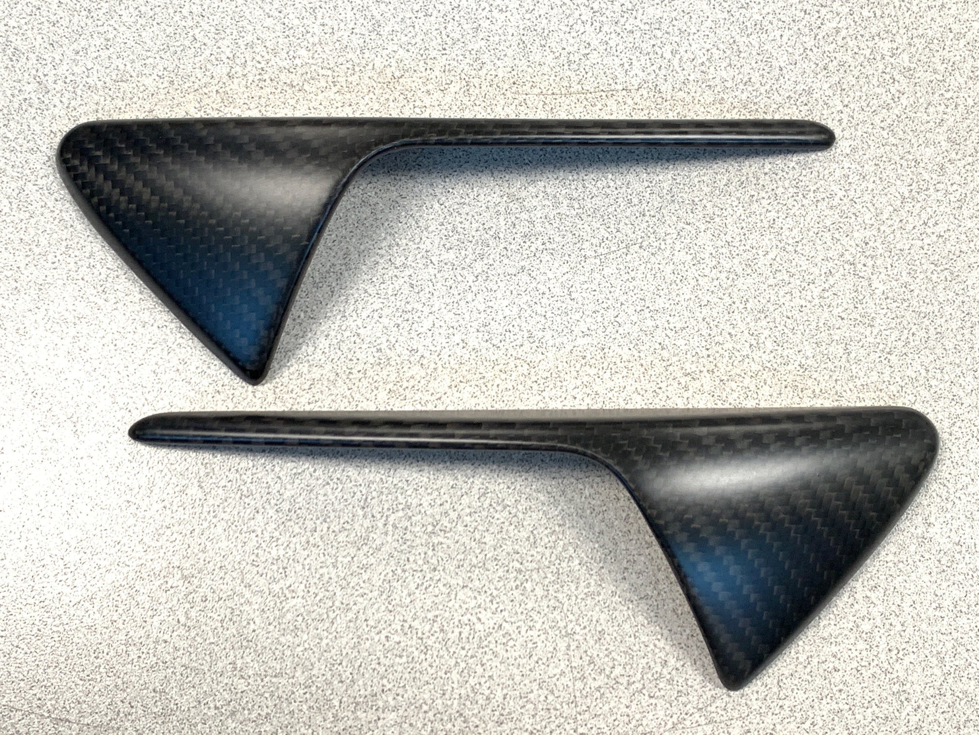Turn Signal Overlays Top Half Style | Model 3 & Y - Carbone Prestige Shop